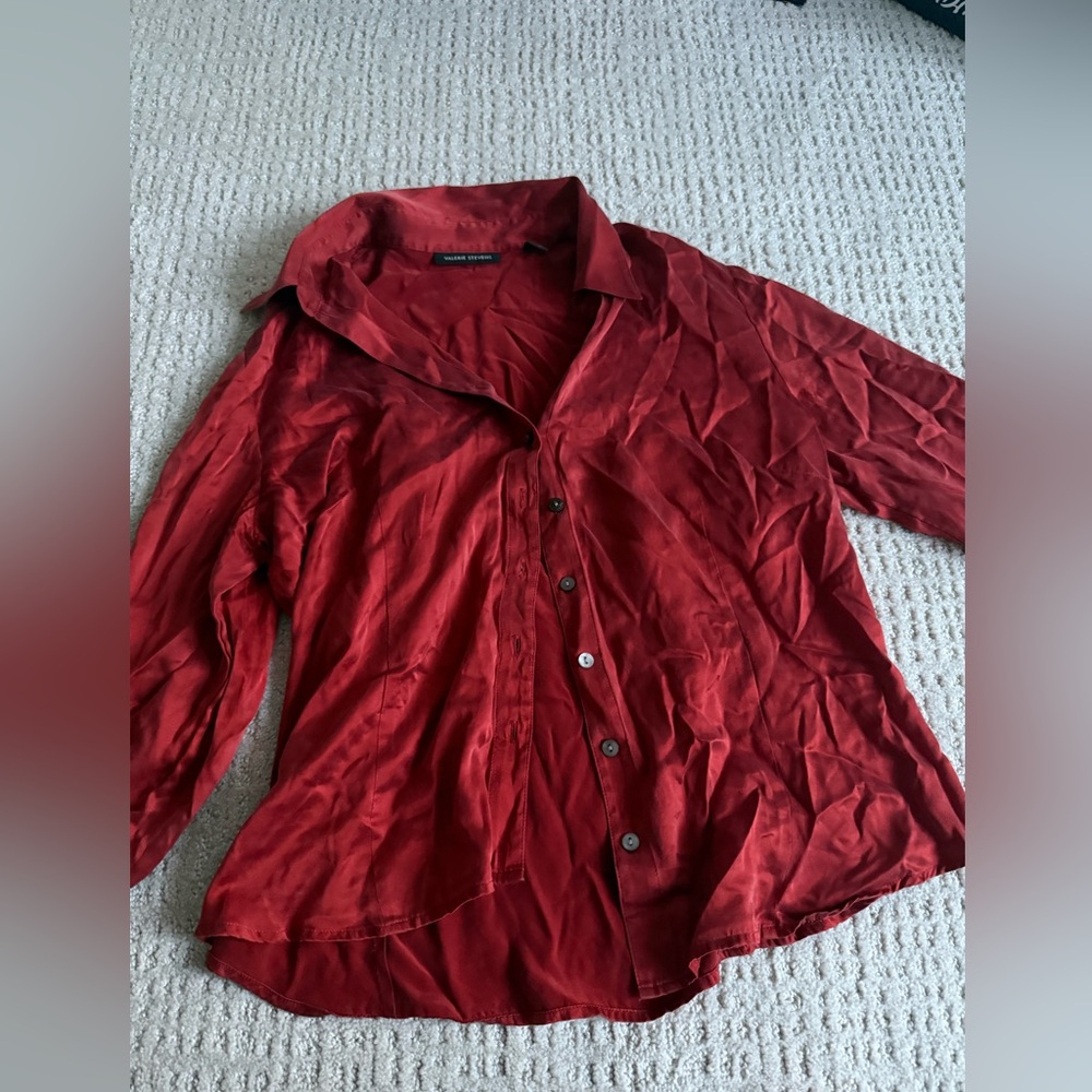 100% Silk Women’s Button-Up Shirt
